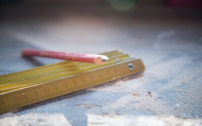 How to Use a Torpedo Level for Hanging Shelves in 2026: Complete Guide
